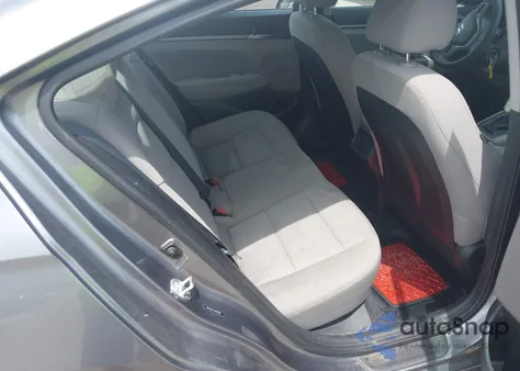 2018 Hyundai Elantra Sel z USA, uszkodzony, nr VIN 5NPD84LF7JH299220